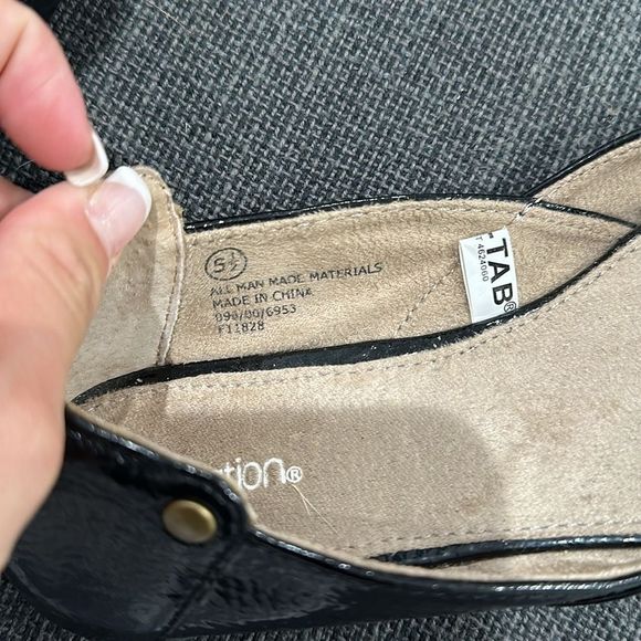 Acceleration size 5 1/2 shoes - Picture 3 of 4